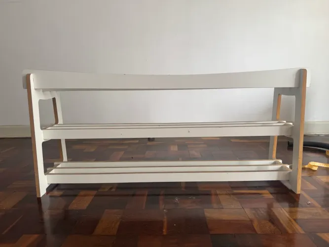 Sapateira de encaixe