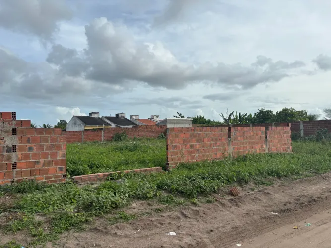 Vende-se Terreno no Heitel Santiago 12x30