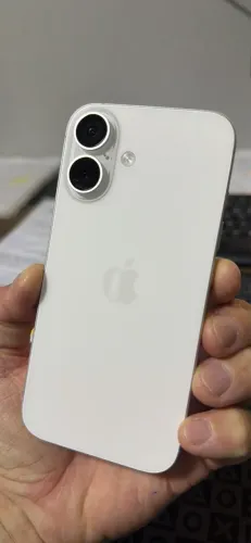 iPhone 16 - bateria 100% Gatantia até 11/26