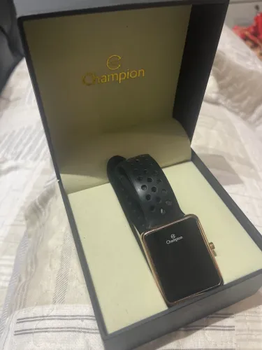Vendo um lindo relógio digital Champion
