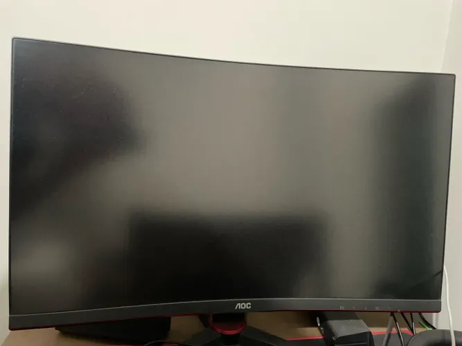 Monitor 27POL 240HZ AOC (display com defeito )