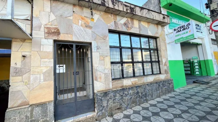 Casa com 2 dormitórios para alugar, 50 m² por R$ 1.850,00/mês - Jardim Santa Rosália - Sor