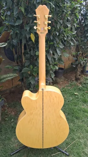 Violão Epiphone EJ200 jumbo