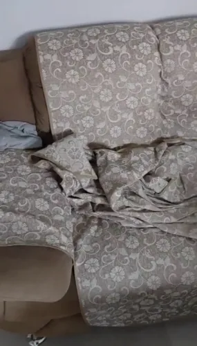 Sofá de 3 lugares é um de 2 lugares 