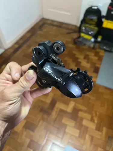 Câmbio traseiro Shimano ultegra DI2 RD-8050