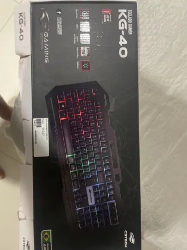 Teclado gamer membrana RGB