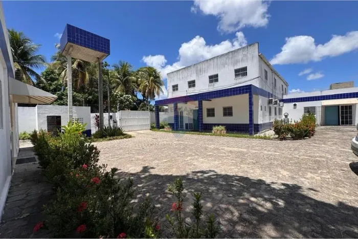 PRÉDIO COMERCIAL PARA LOCAÇÃO EM SANTA RITA, LICENCIADO E PRONTO PARA OPERAR POR R$8.500,0