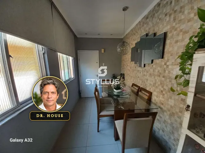 Apartamento Reformado com Varanda e 2 Quartos em Cascadura! M29H
