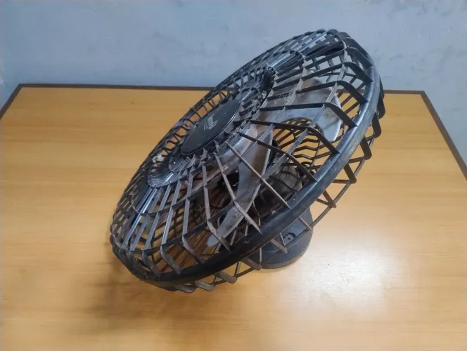 Vendo Ventilador Oscilante de Teto