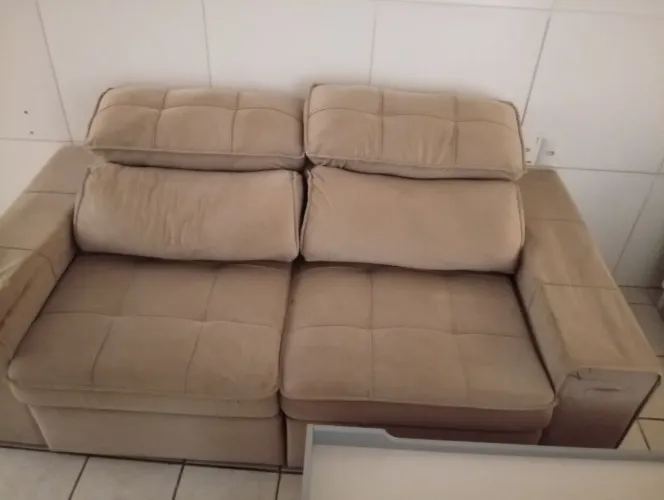 Fogão, rack e sofás