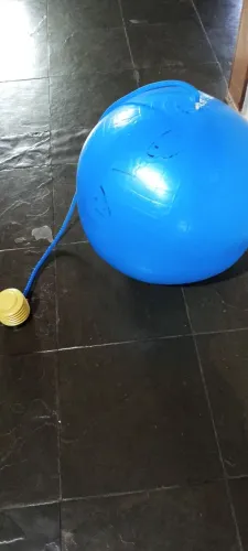Bola Pilates com bomba