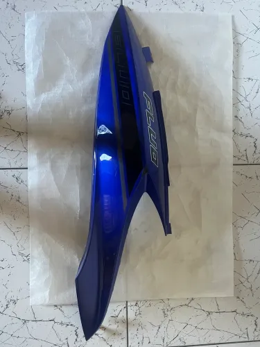 Tampa lateral direita original - Yamaha Fluo 125 abs