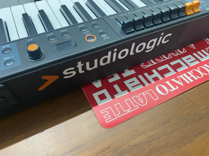 Oportunidade!!! - Só esse findi - Studiologic Numa Compact 2X