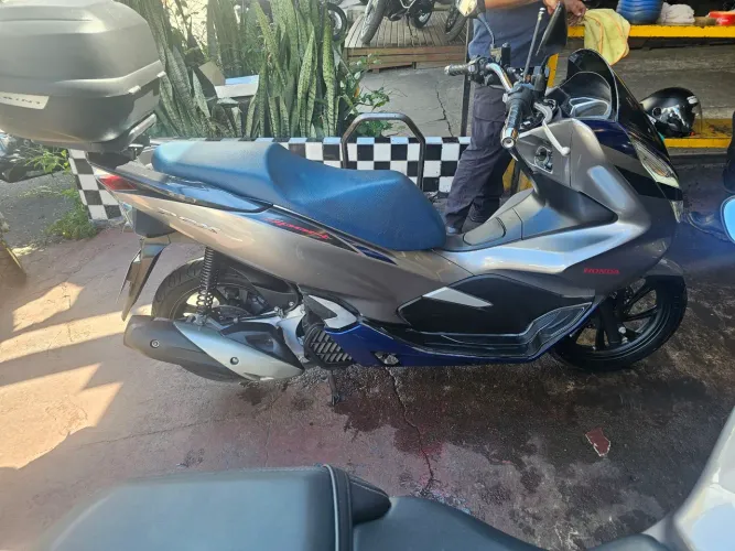 Honda PCX Sport