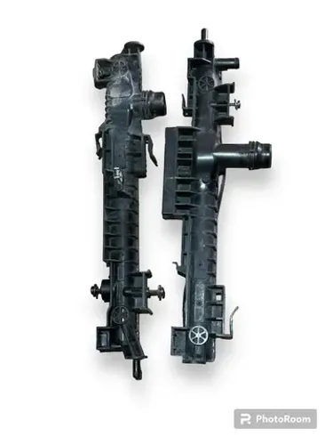 Par caixas plásticas do radiador Peugeot 3005 THP 2017/2018/2019/2020/2021/2022