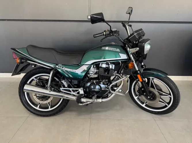 Motos Honda CB 450 DX no Brasil