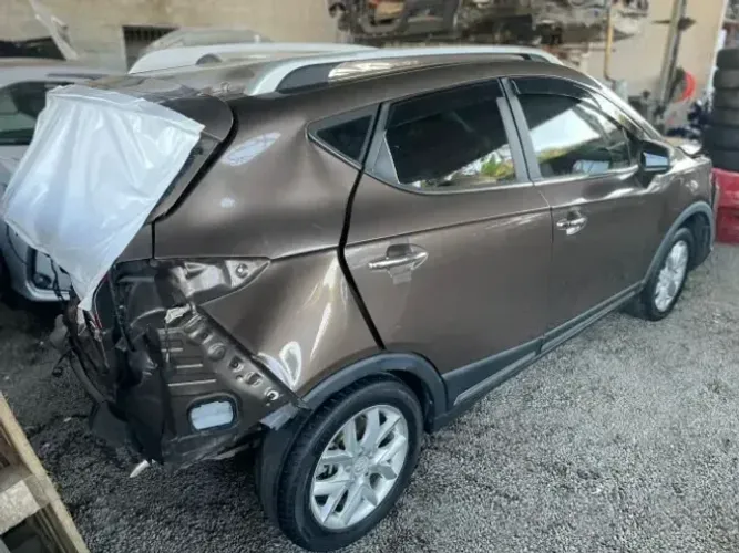 SUCATA JAC T5 2018