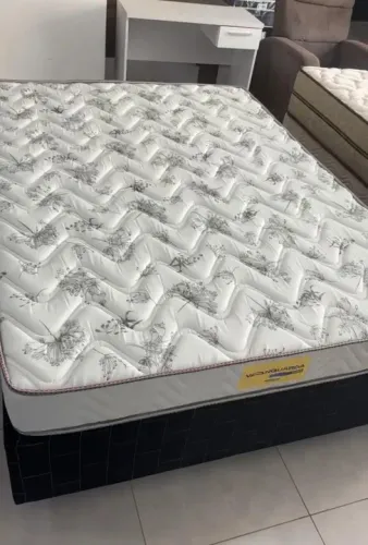Colchão Casal D33 Vanguarda (Novo Direto da Fábrica)