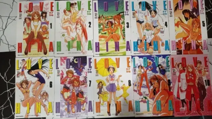 Coleção completa do mangá Love Hina em 28 edições.
