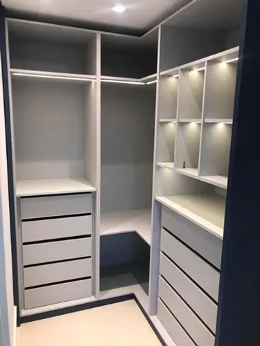 Móveis planejados para seu closet completo! 12x sem juros