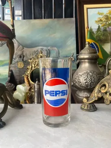 Antigo copo Pepsi 