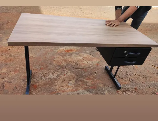Mesas em L 120x60 com gaveta produtos de ótima qualidade 
