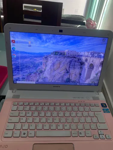 Notebook Sony Vaio SVE141D11X - funcionando, mas com defeitos