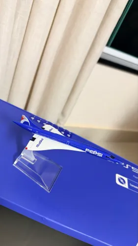 Miniatura de avião CONCORDE PEPSI 1/500