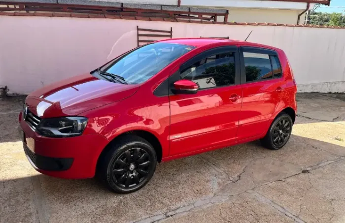 Volkswagen Fox 1.0 MI Total Flex 8V 5P 2014