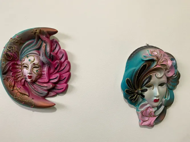 Máscaras Venezianas de Parede - Porcelana