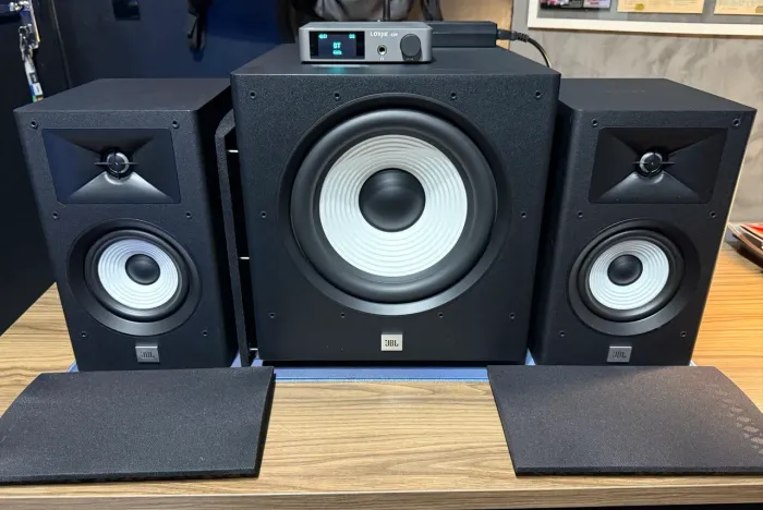 Sistema de som stereo Hi-Fi caixas JBL e amplificador Loxjie A30 