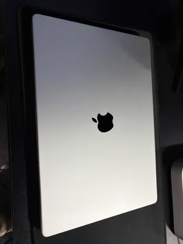 MacBook pro M1 Max 16 polegadas 32gb de ram, 1 terabyte de ssd