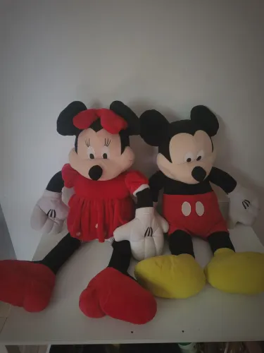 Mickey e Minnesota de pelúcia 