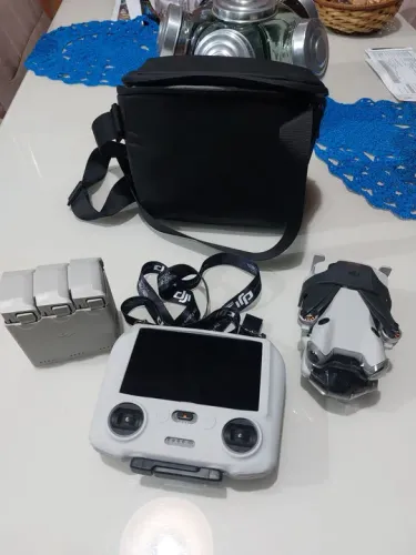 Drone DJI Mini 4 Pro Combo Plus