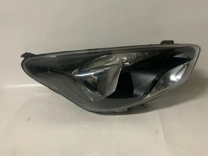 Farol Ford Ka