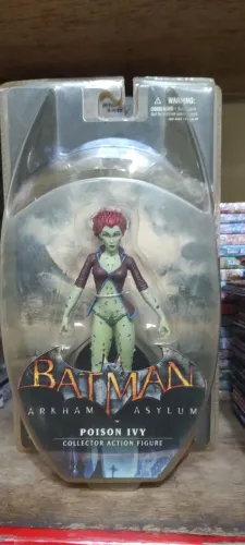 Action Figure Poison Ivy - Batman Arkham Asylum