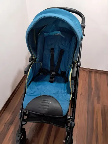 Desapego carrinho + Bebê Conforto