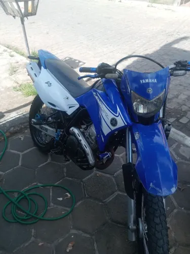 Lander 250 conservasidima, carenagens e motor novo e conservado 