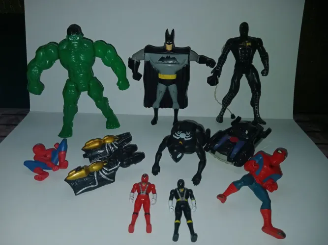 Coleção de Figuras de Super-Heróis
