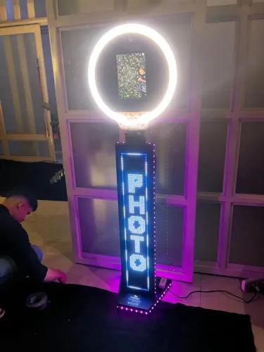 Totem fotográfico Cabine de fotos para eventos