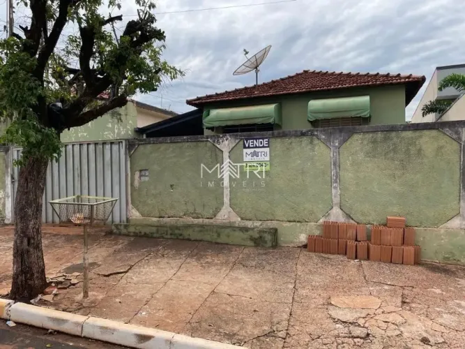 Venda de Casas / Padrão na cidade de Gavião Peixoto