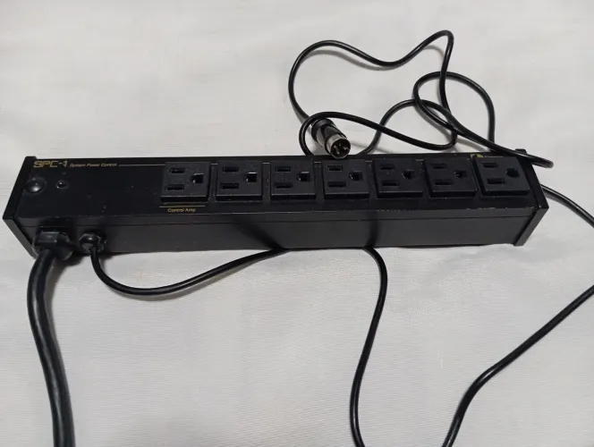 Régua de Tomadas NAKAMICHI original 