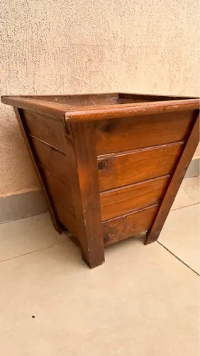 Cachepô de Madeira para Plantas