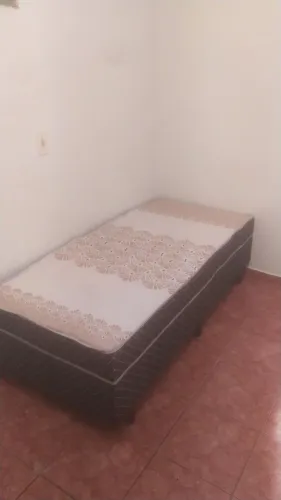 Cama de solteiro com colchão