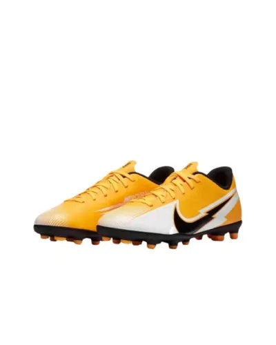 Chuteira de Campo Nike Vapor 13 Club FG Junior.