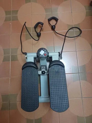Mini Stepper com elásticos