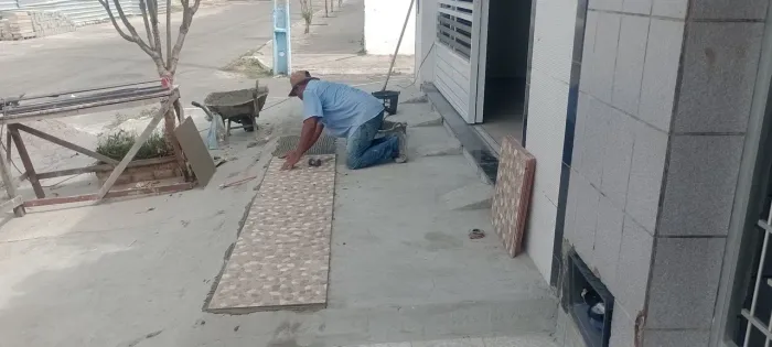 Pedreiro de acabamento disponível em Glória