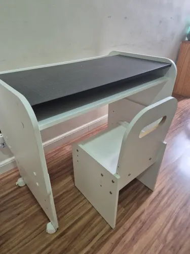 Mesa e Cadeira infantil 