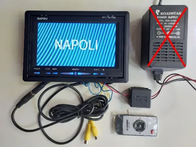 Monitor de Lcd 7 poleg, Napoli, 02 canais vídeo, 16x9 e 4x3 com controle remoto PAL & NTSC
