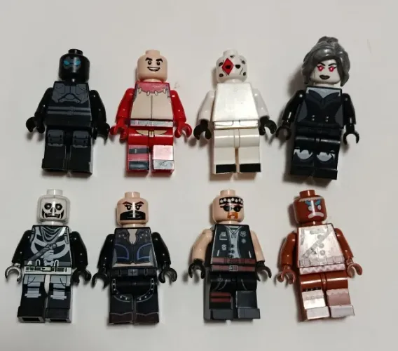 Kit 8 Minifiguras Variadas Similar Compatível com Lego